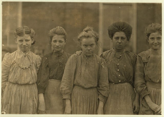 Some adolescents in Bibb Mill No. 1, Macon, Ga. Jan. 19, 1909. L.W.H. Location: Macon, Georgia.
