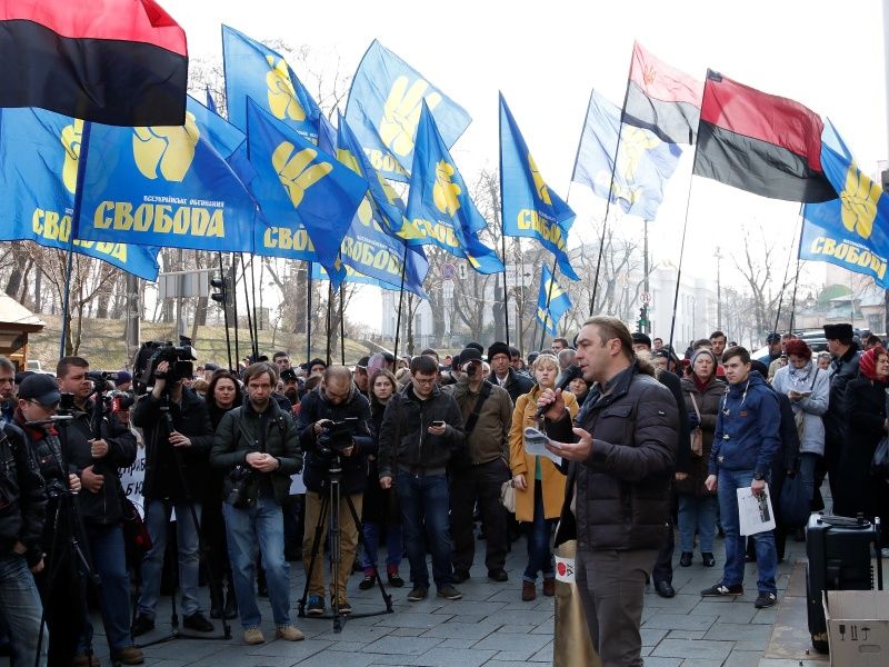 Голосування, Ідентичність і Загрози Безпеки в Україні