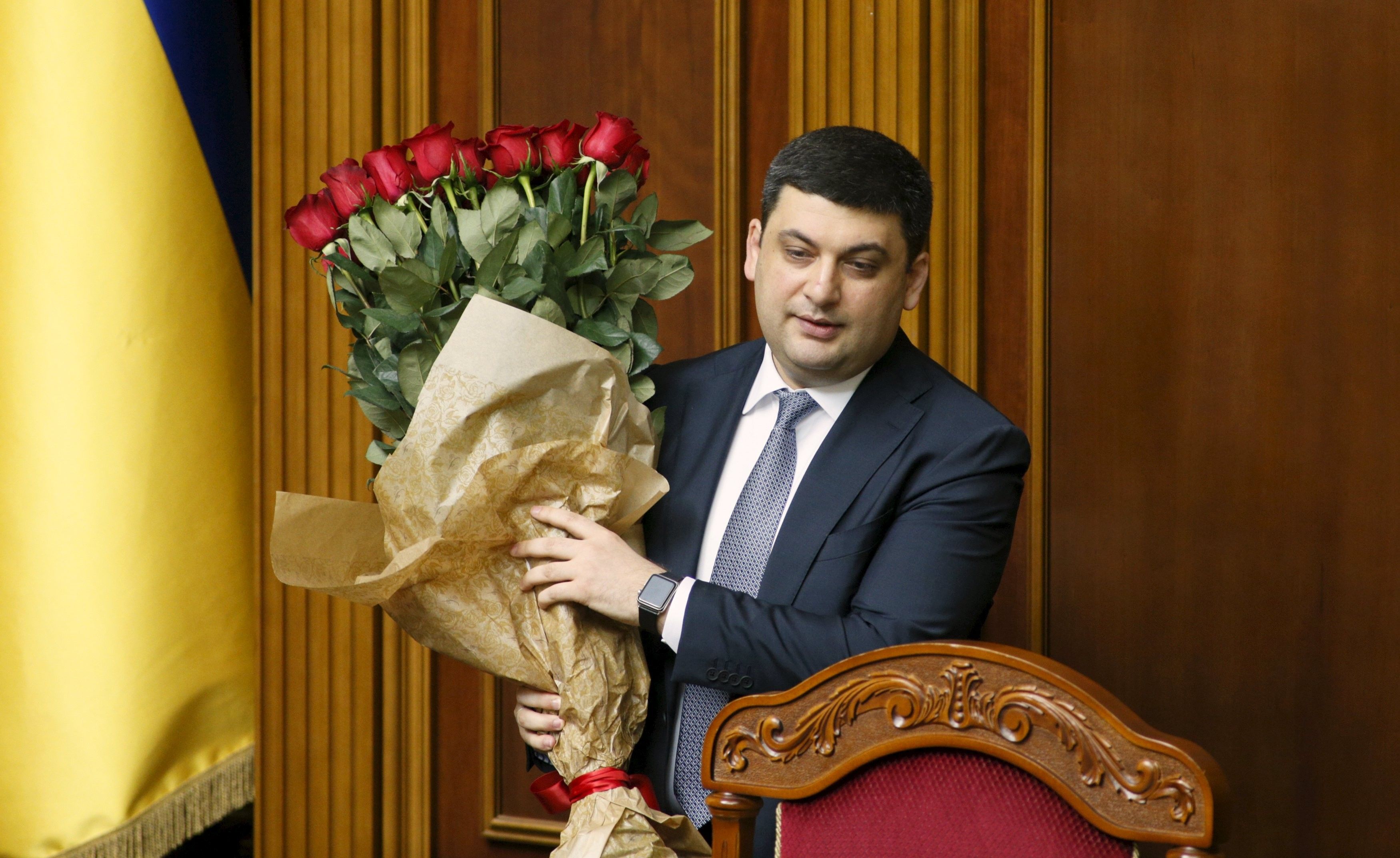 17 Moments of the Prime Minister: Fact-Check of Groysman’s First Year of Premiership