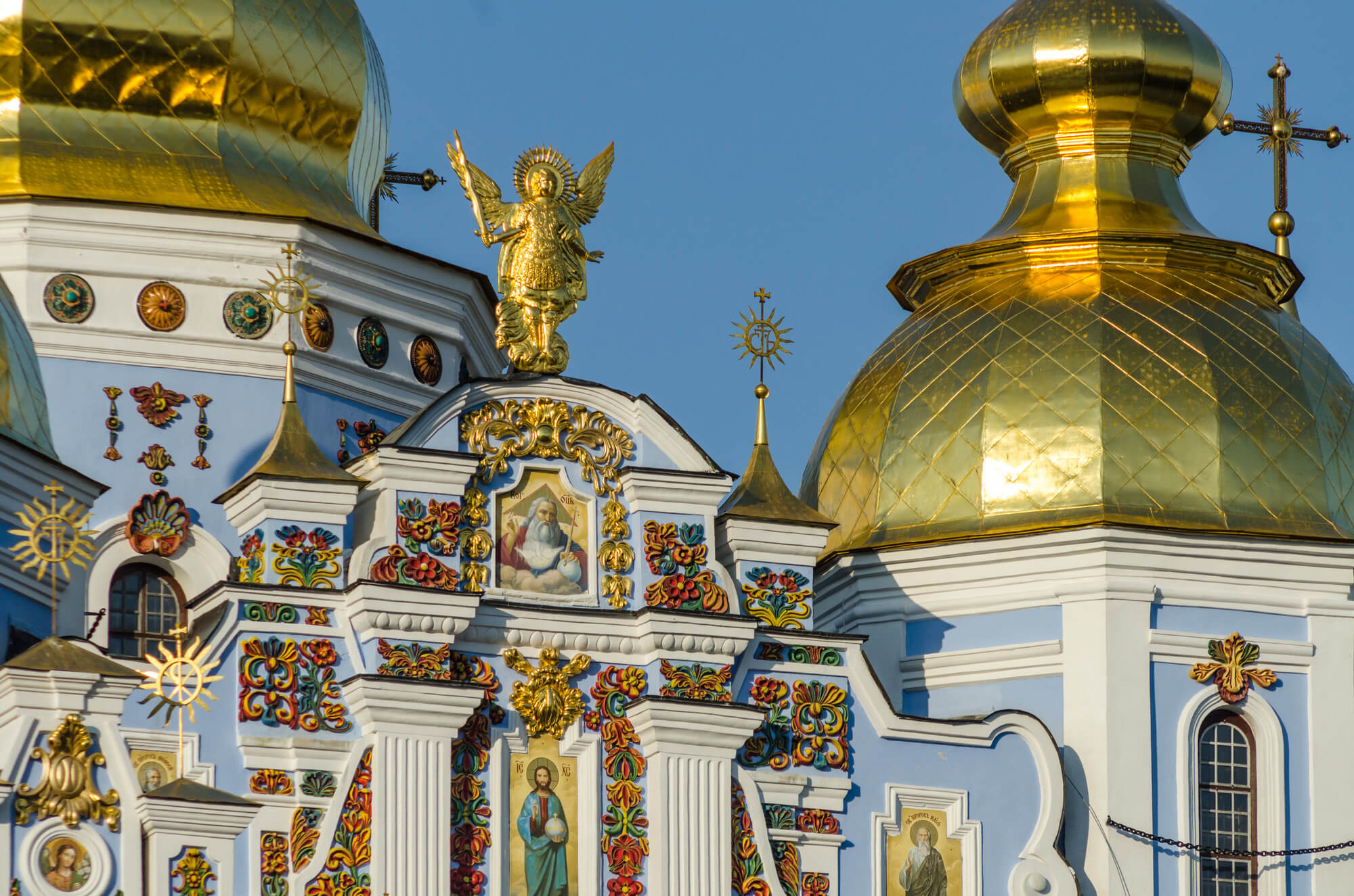 Digest of pro-Russian narratives in German, Italian media about Ukrainian Orthodox Church