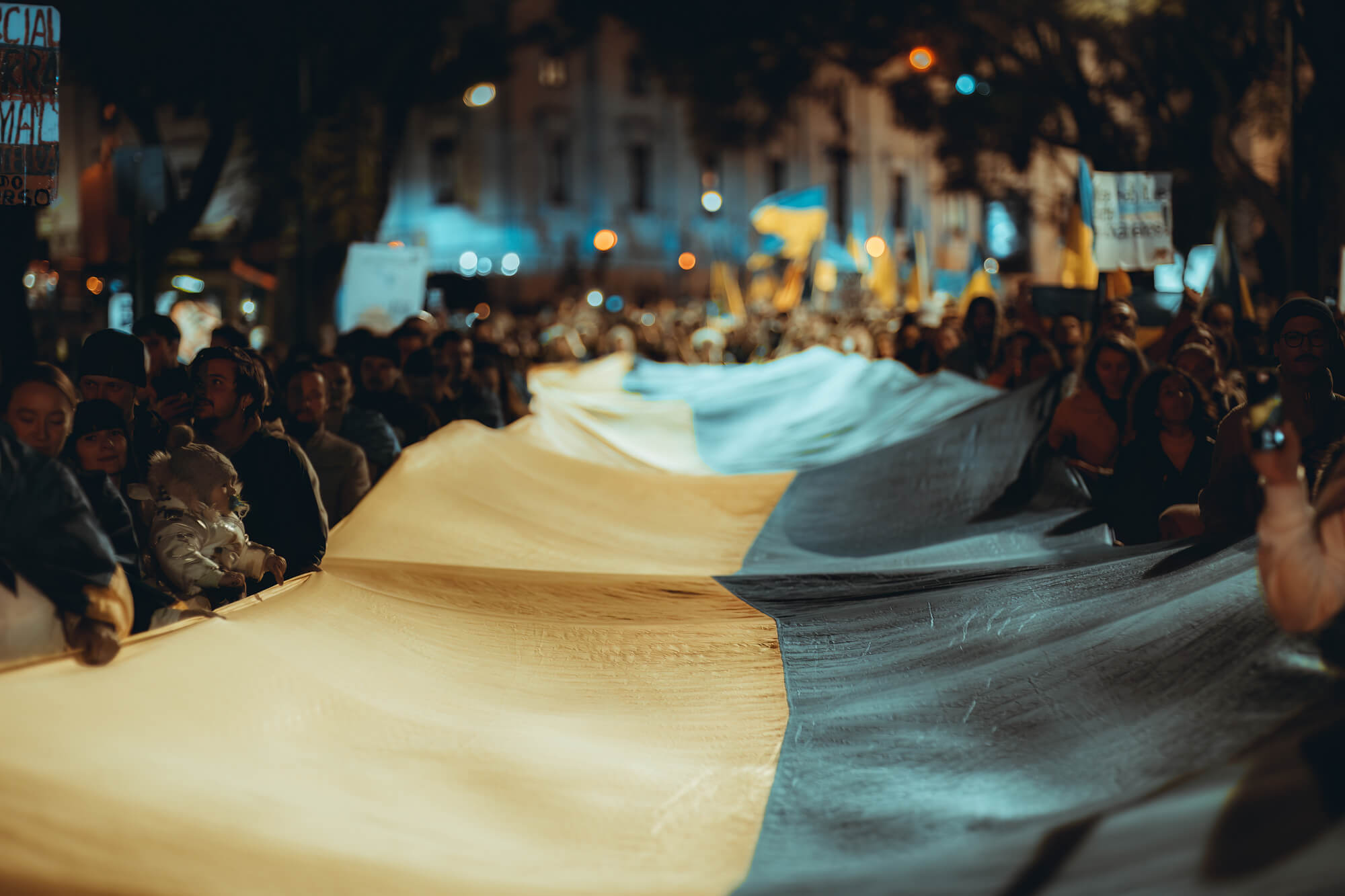 Для перемоги демократії потрібна Україна