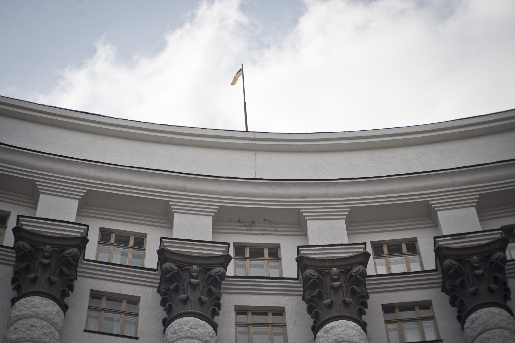 Нова мітла: кому дісталася влада після кадрових чисток у міністерствах