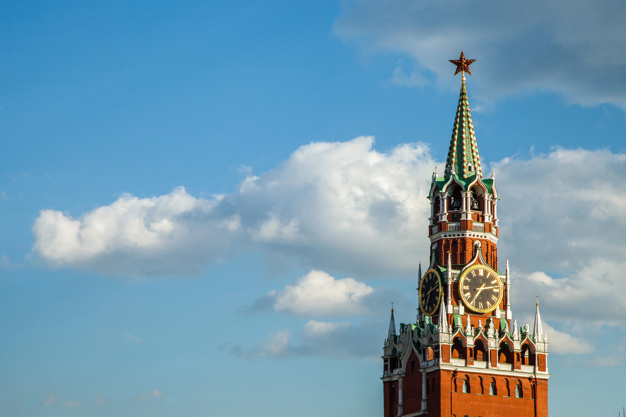 Якщо ми хочемо стримати поширення ядерної зброї, маємо бути жорсткішими з росією