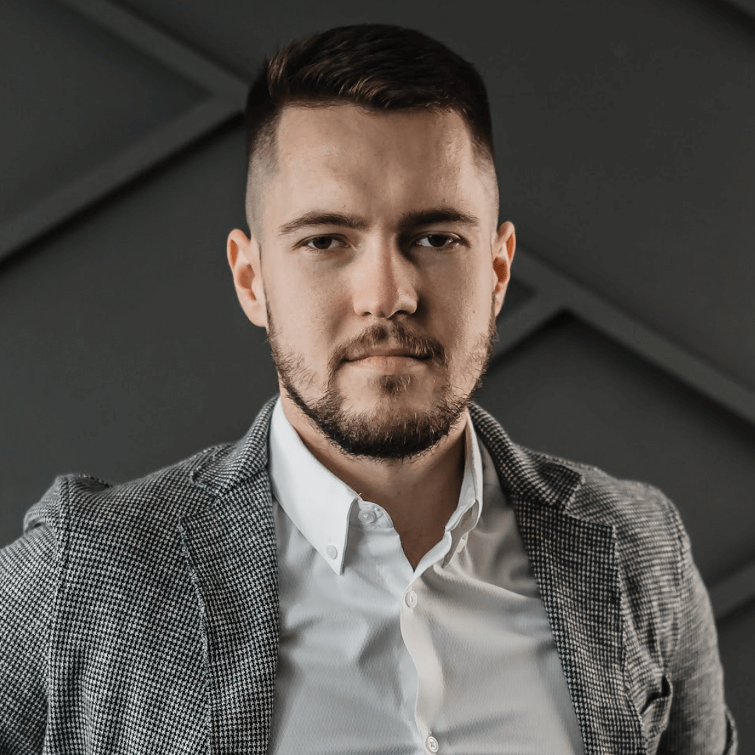 Михайло Корнєєв