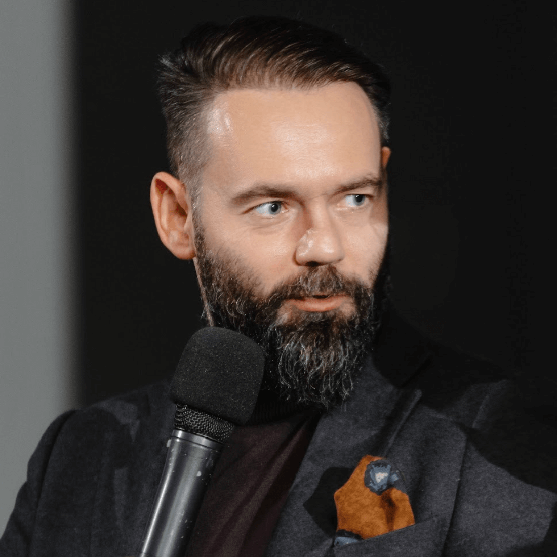 Василь Задворний